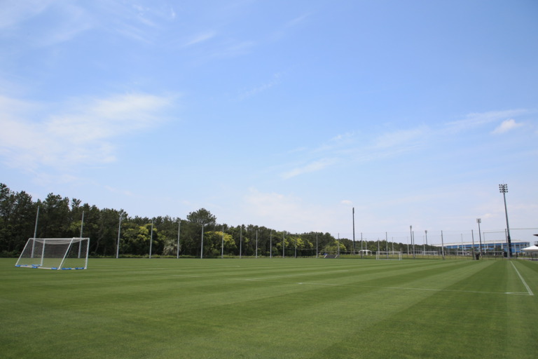 日本サッカー界に帰ってきたフジタ。JFAと進める、芝生のある街づくり。